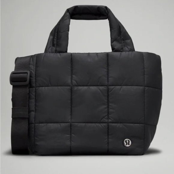 lululemon athletica Handbags - NWT Black lululemon Quilted Grid Crossbody Bag 5L